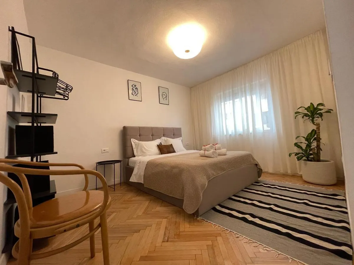 Apartahotel Myslym Shyri'S Apartments Tirana