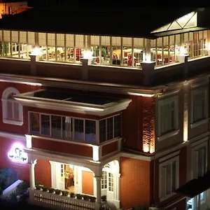 Boutique Restaurant Gloria Tirana